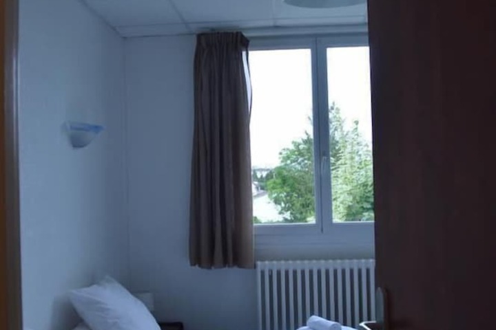 Room 12 of 45