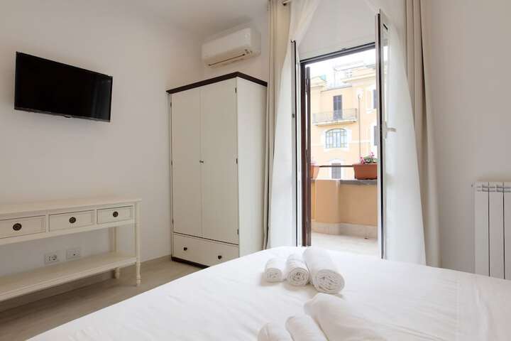 Room 50 of 155
