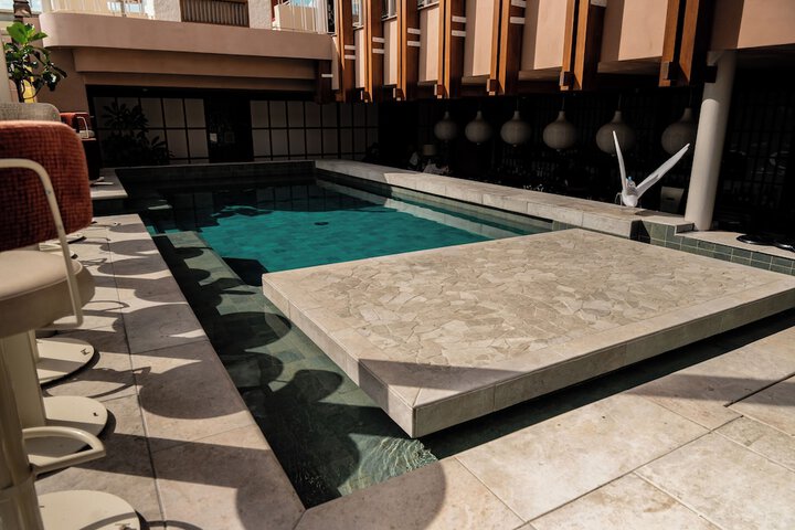 Hotel with Pool