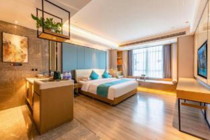 Room 21 of 23