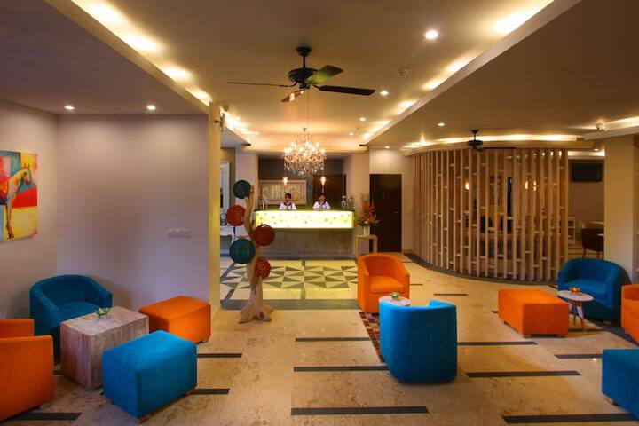 Hotel Interior 4 of 31