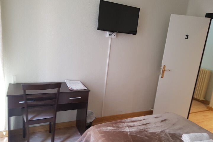 Room 44 of 47
