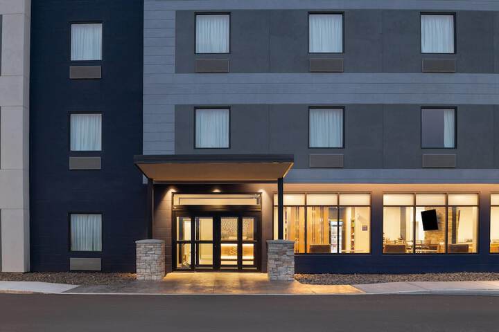 Hotel 38 of 40