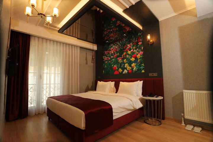 Room 7 of 31