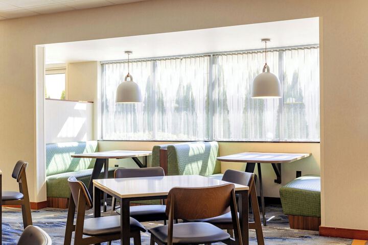 Breakfast/Coffee Service 24 of 29