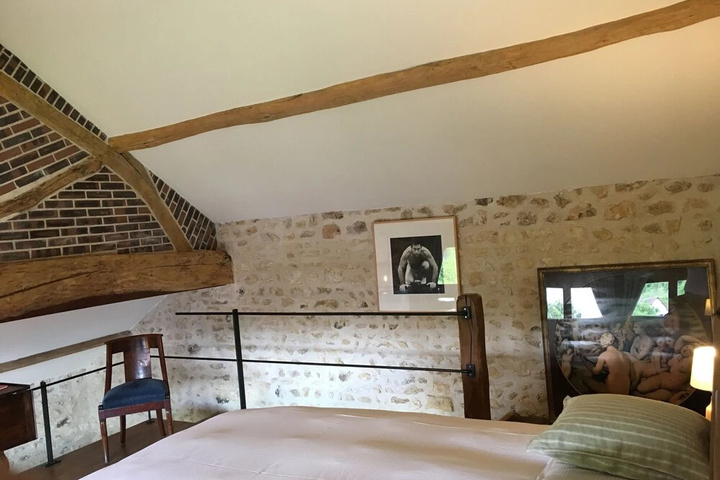 Room 3 of 14