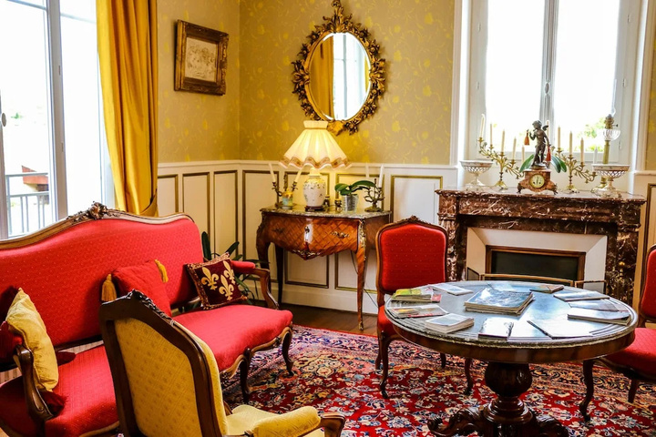 guest_rooms