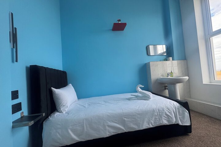 Room 20 of 49