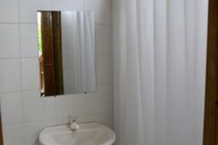 Room 4 of 48
