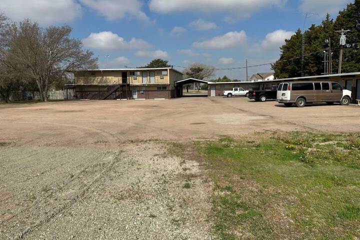 Property Grounds 32 of 35