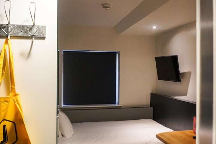 Room 13 of 54