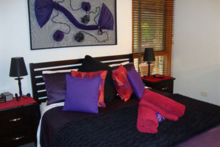 Room 5 of 27