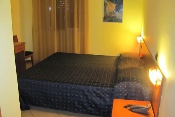 Room 20 of 47