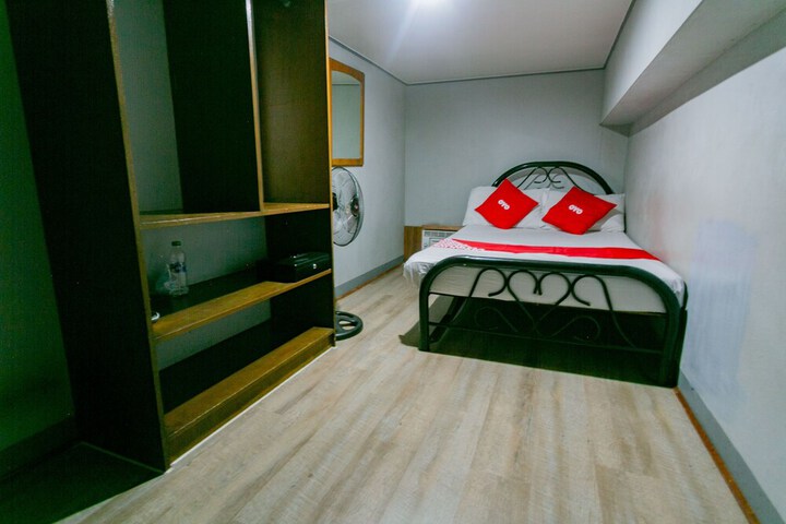 Room 26 of 35