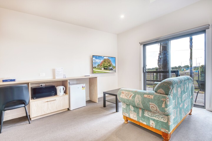 Room 14 of 60