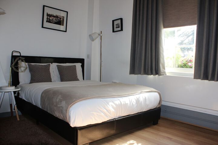 Room 17 of 48