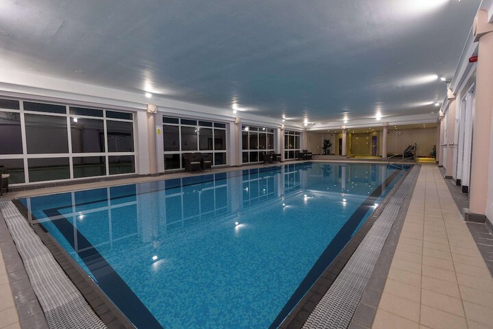 Pool 70 of 156