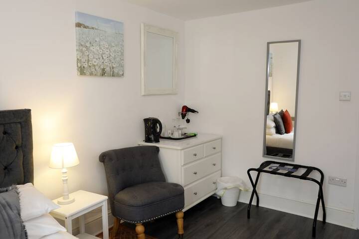 Room 40 of 63