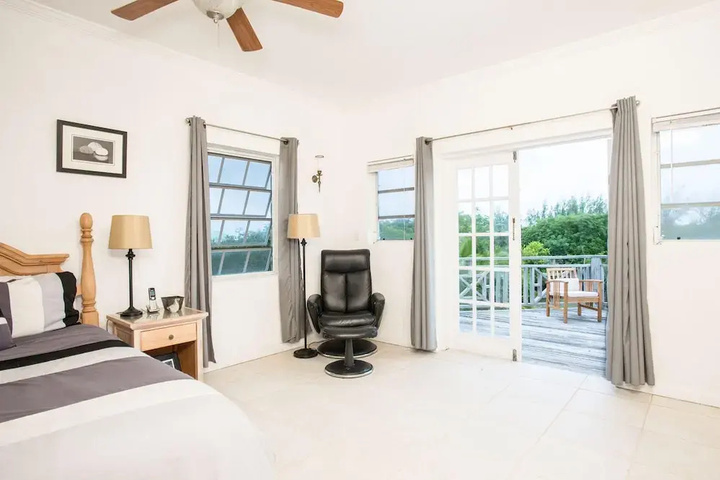 Room 3 of 20