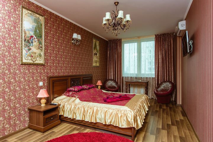 Room 7 of 62