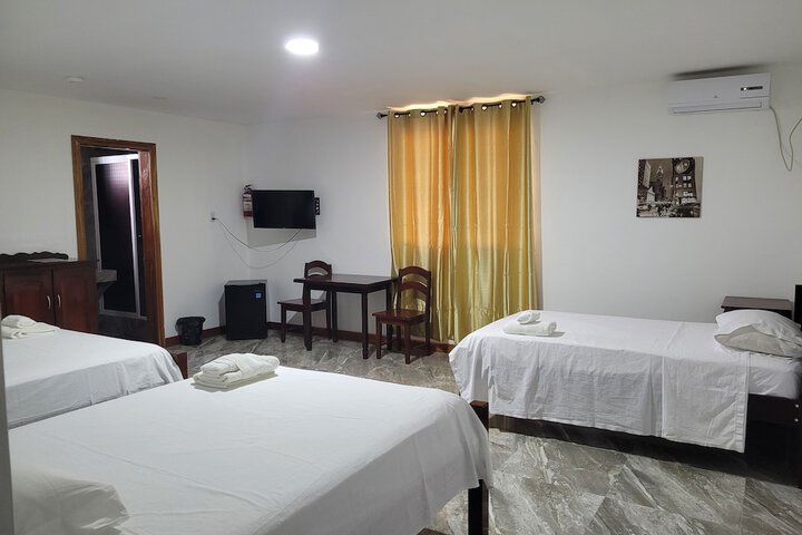 Room 12 of 35