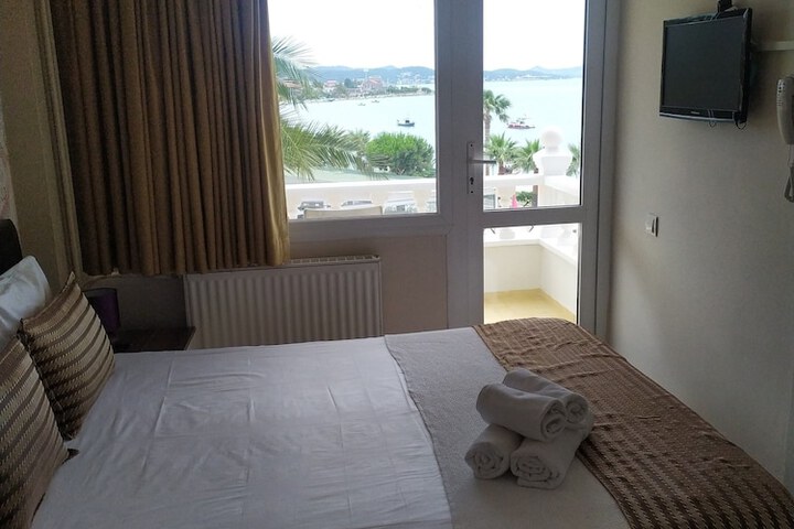 Room 18 of 70