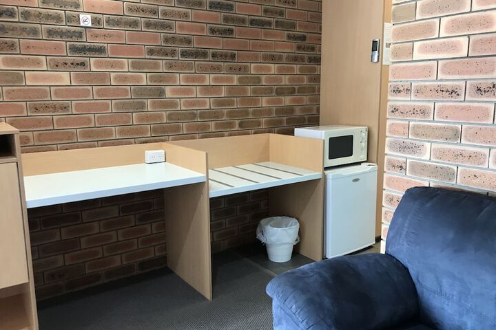 Room 52 of 152