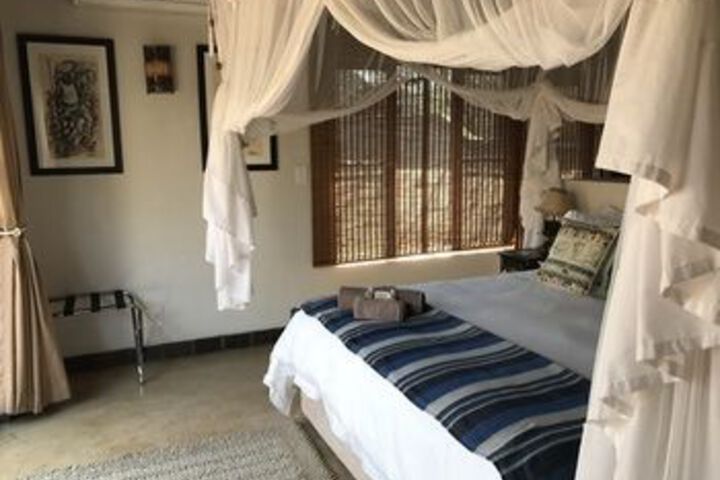 Room 28 of 61