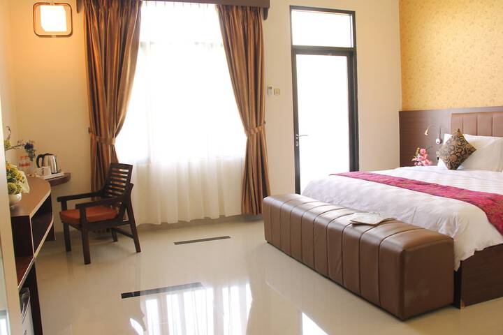 Room 14 of 108