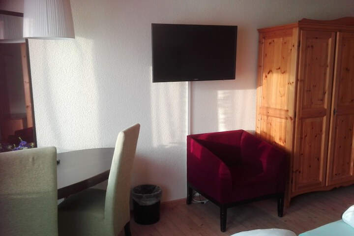 Room 8 of 22