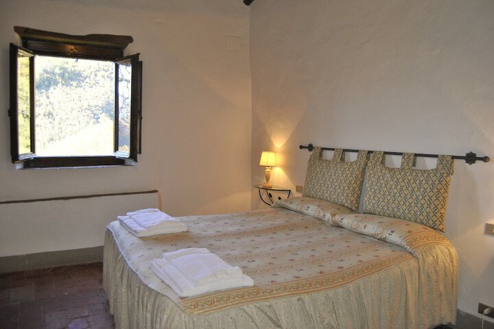Room 10 of 39