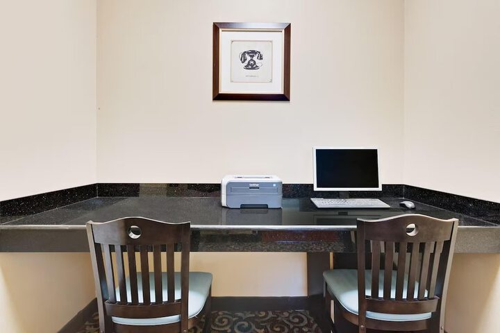 Business Center 12 of 13