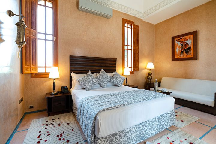 Room 15 of 36