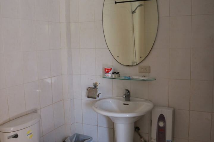Room 36 of 70
