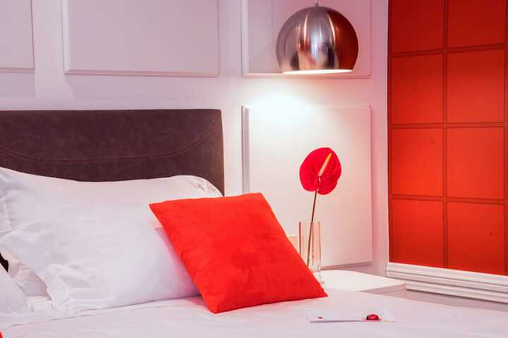 Room 22 of 48