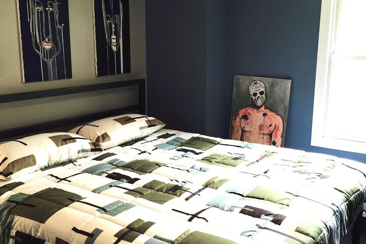 Room 24 of 114