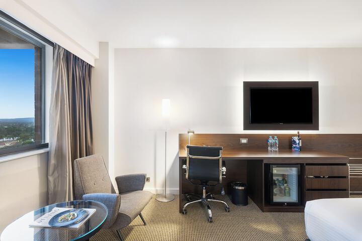 Room 15 of 43