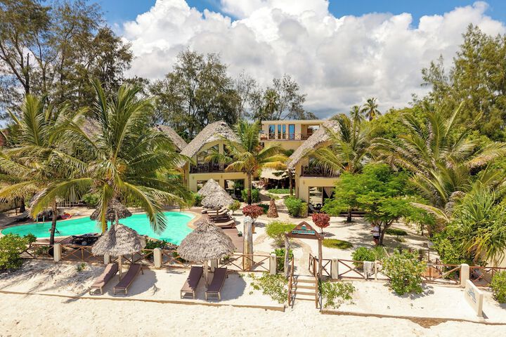 Clove Island Villas & SPA
