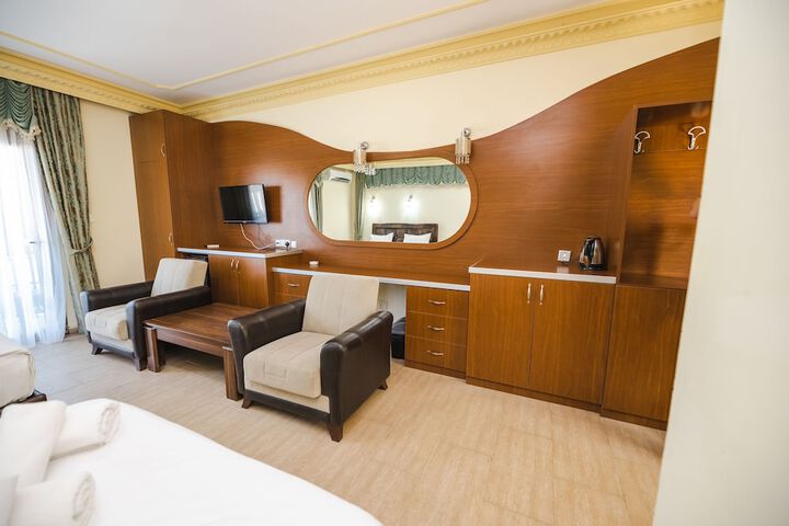 Room 2 of 26