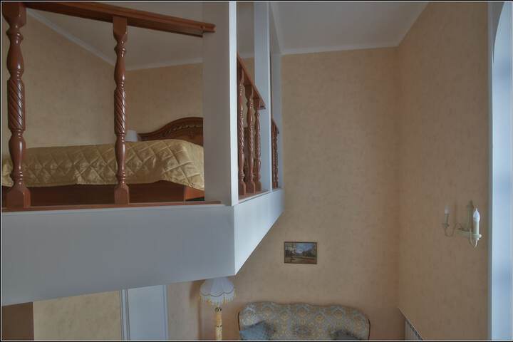 Room 10 of 41