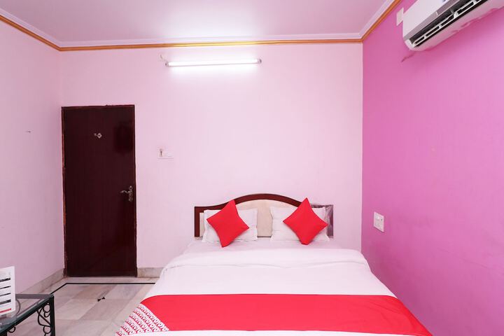 Room 19 of 27