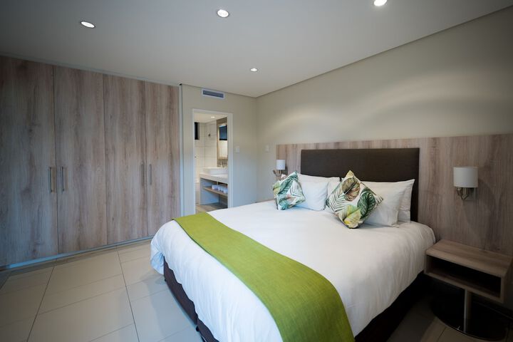 Room 3 of 40