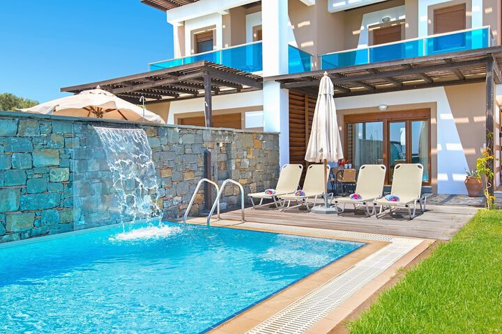 Pool 31 of 46