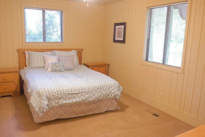 Room 90 of 400