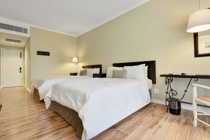 Room 5 of 30
