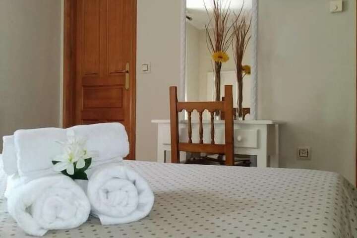 Room 3 of 25