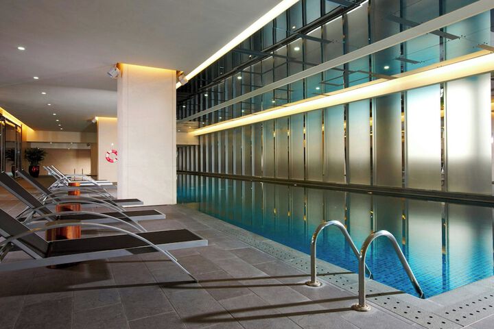 Hotel Pool