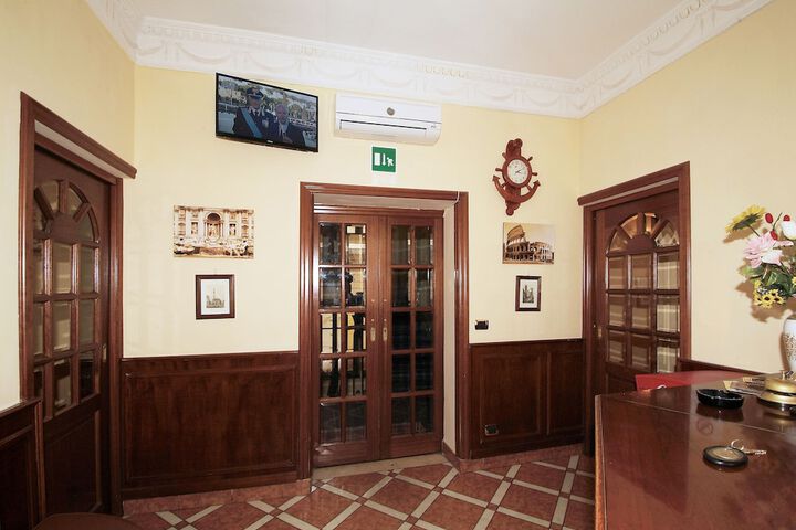 Lobby Photos