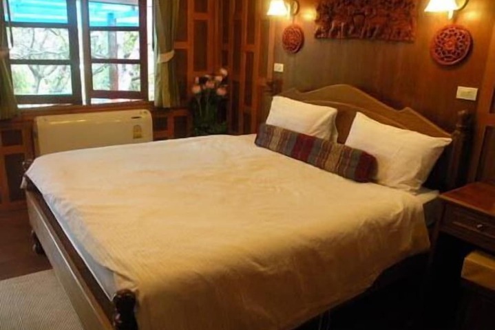 Room 27 of 45