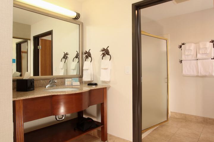 Room 159 of 261
